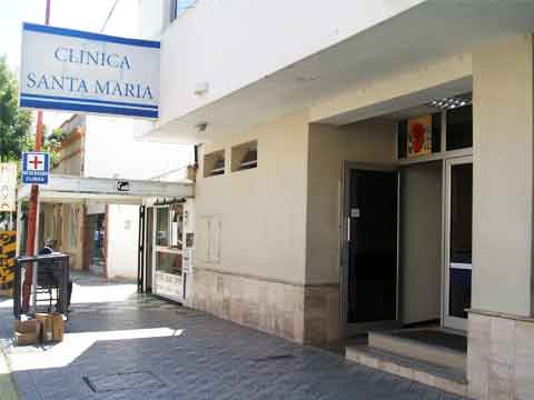 En sólo tres años la Clínica Santa María ha cambiado de dirección varias veces.