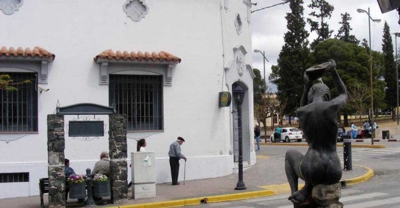 Alta Gracia fountain - Diario Resumen de la región